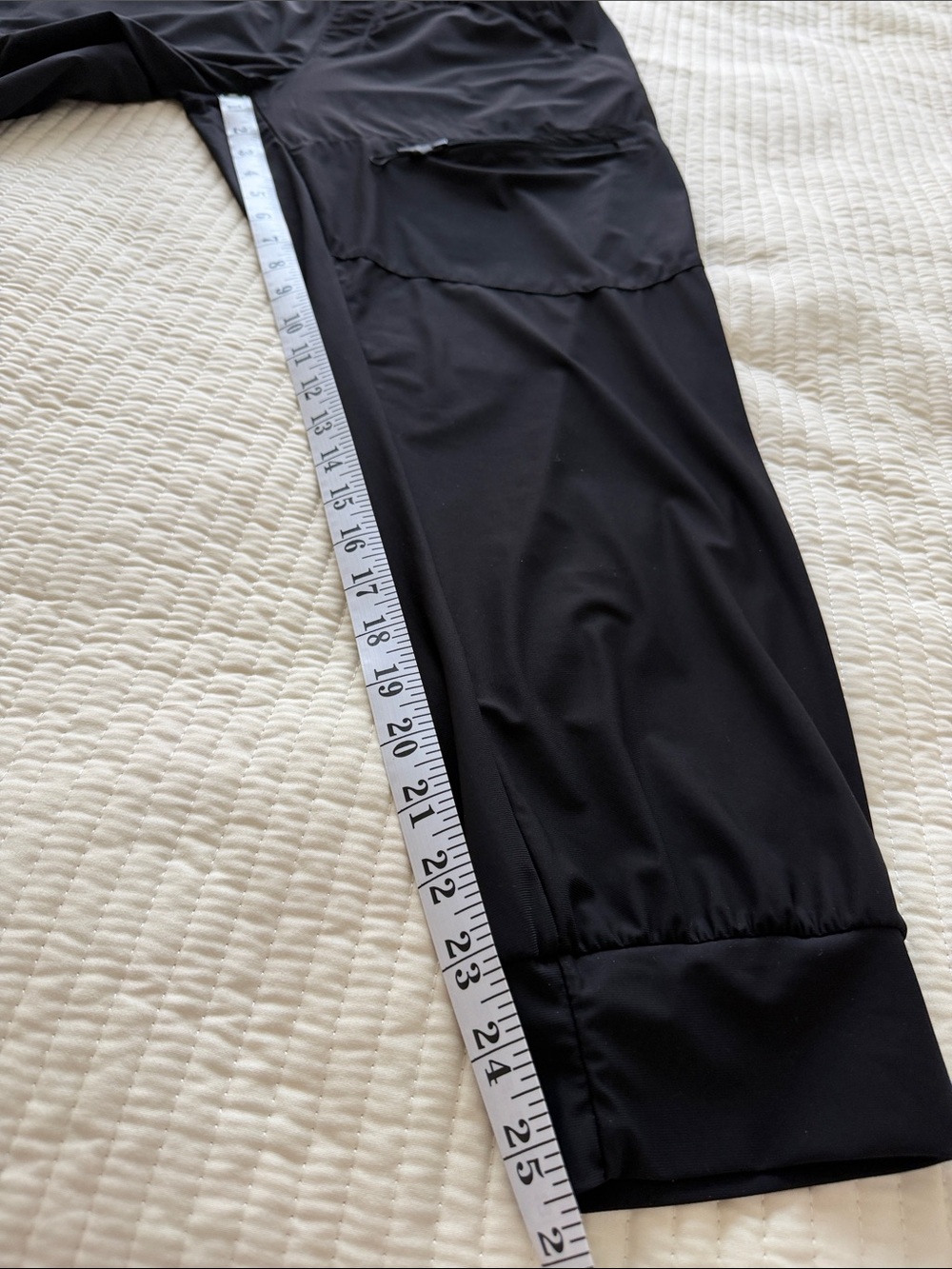 Baleaf Black Women's Performance Jogger Pants - Picture 13 of 13